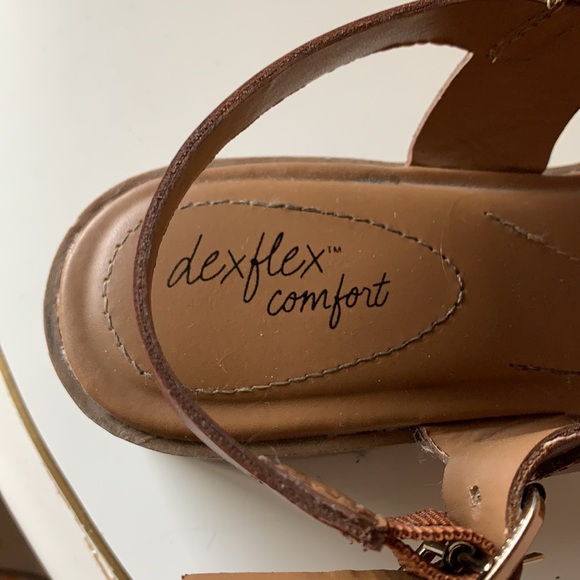 Light Brown Sandals - Picture 6 of 7